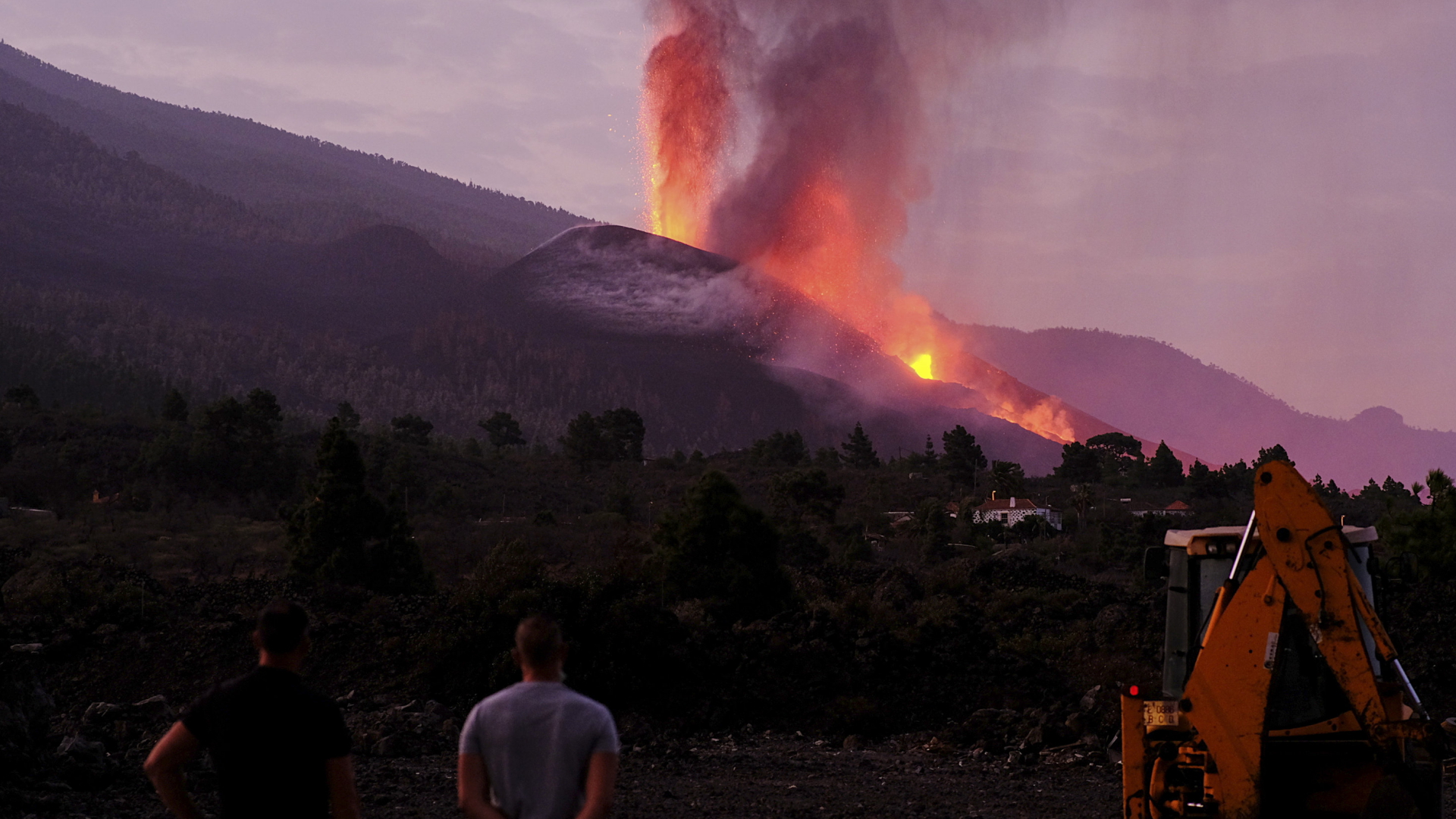 Neue Eruptionen am Cumbre Vieja auf der Kanareninsel La Palma | AP