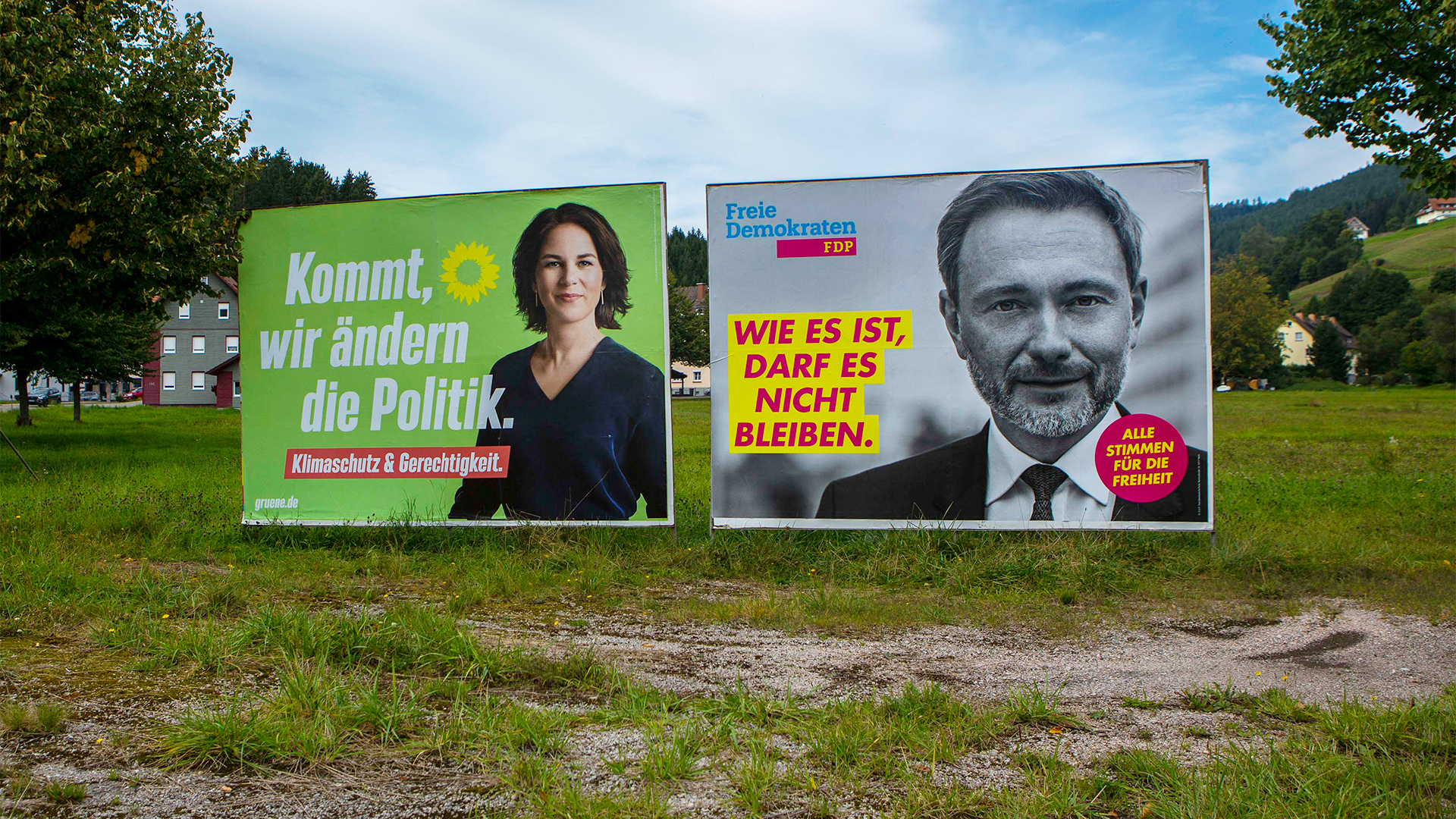 Wahlplakate der Grünen und der FDP zur Bundestagswahl im September 2021