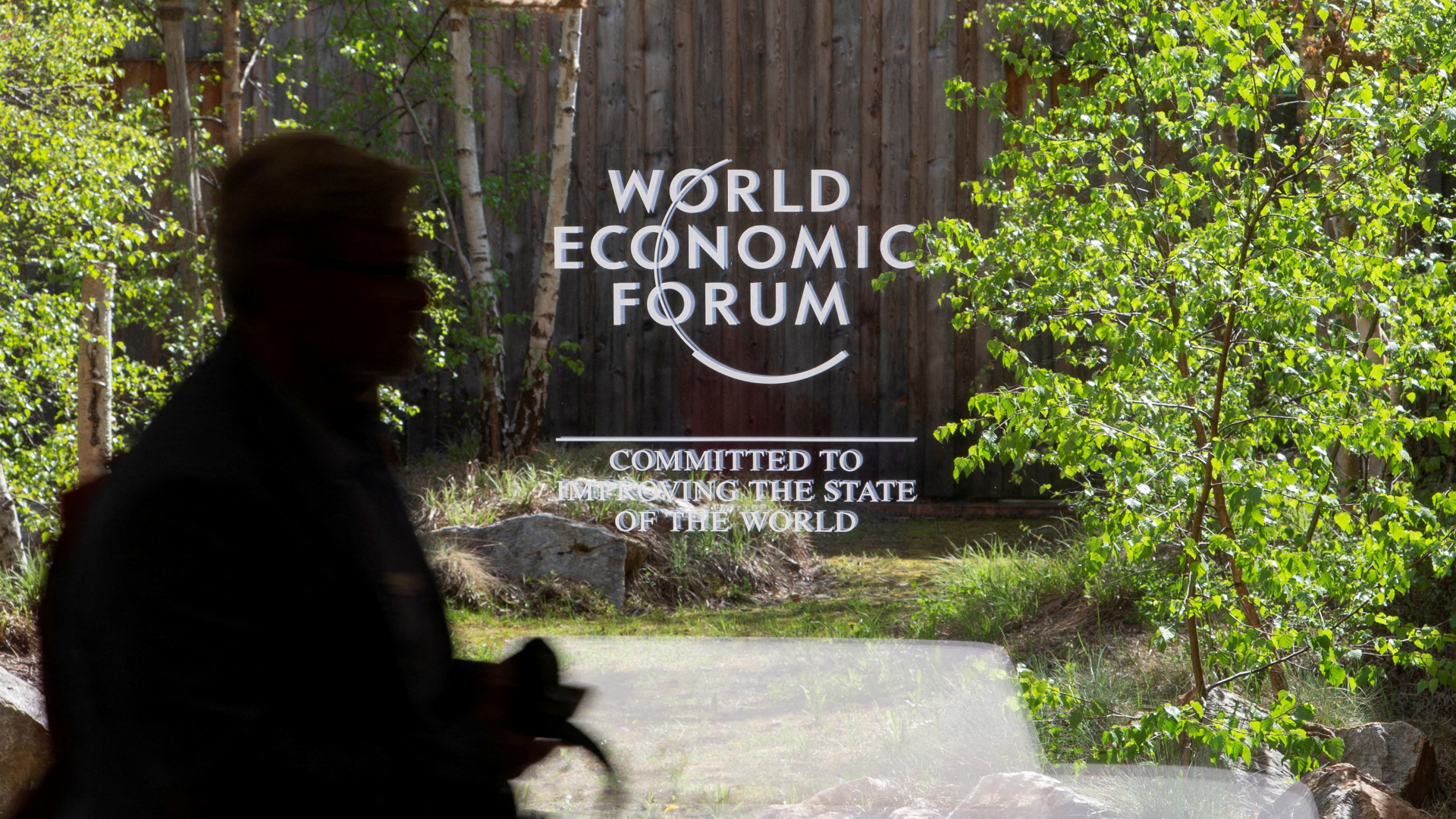 Schriftzug des Weltwirtschaftsforums in Davos | REUTERS
