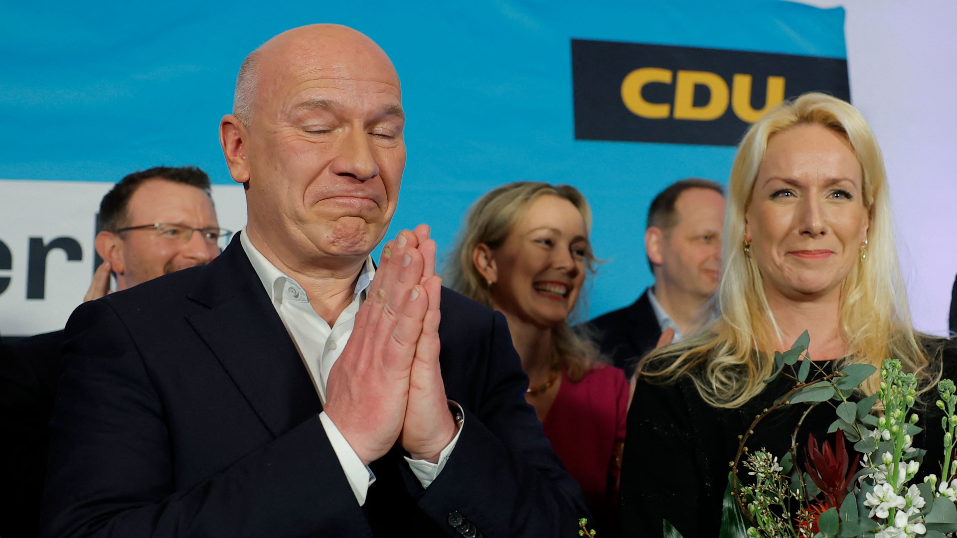 Der Berliner CDU-Chef Kai Wegner mit seiner Frau Kathleen Kantar | AFP