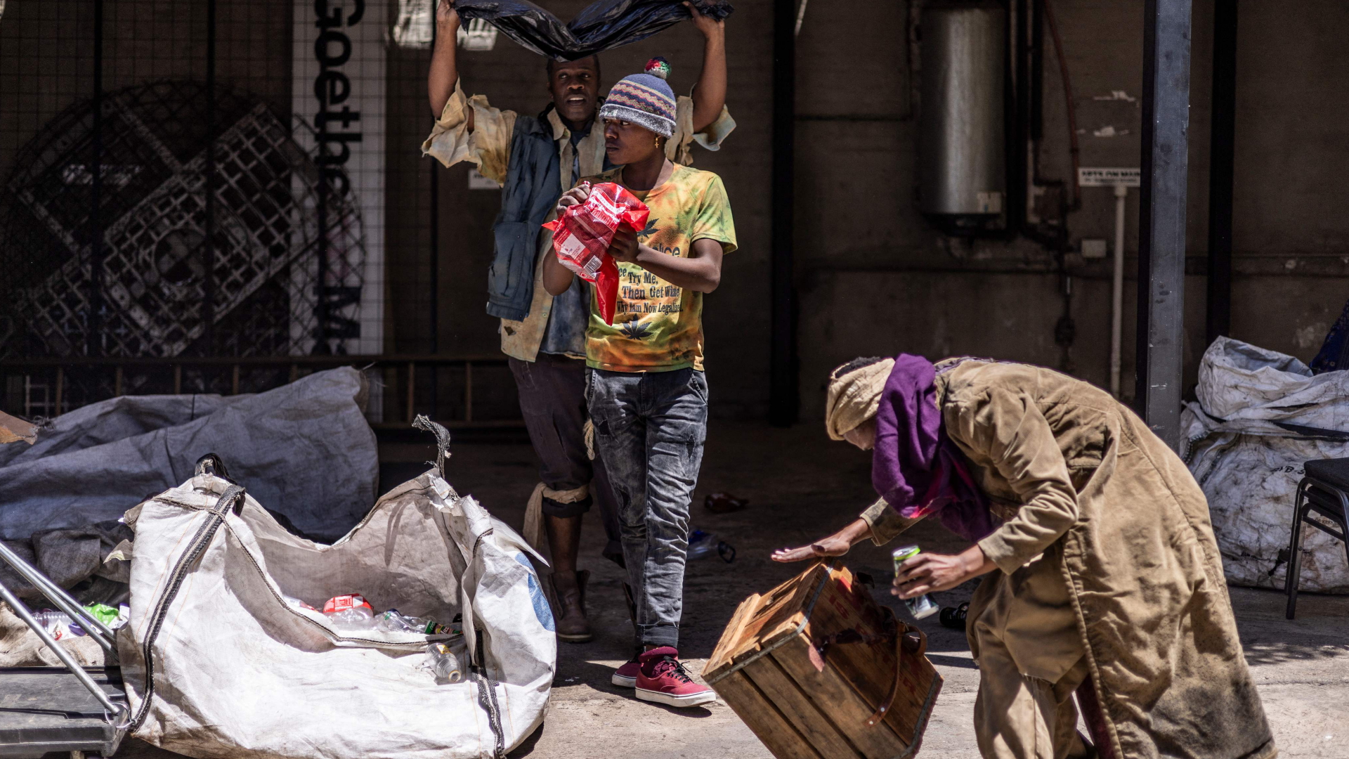 Waste-Picker in den Straßen von Johannesburg