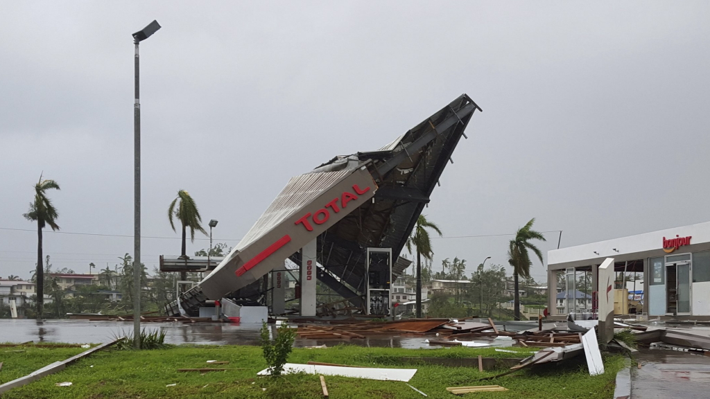 Zerstörungen nach Zyklon über den Fidschi-Inseln