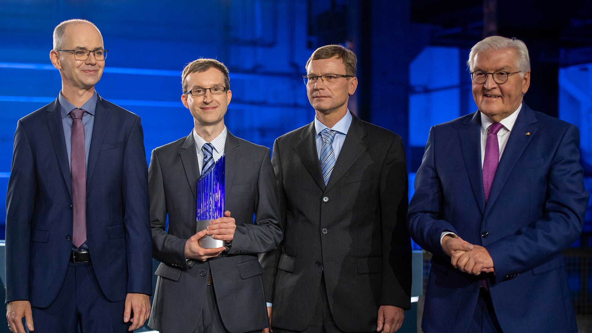Dr. Thomas Kalkbrenner, Dr. Jörg Siebenmorgen und Ralf Wolleschensky während der Preisverleihung | ZEISS