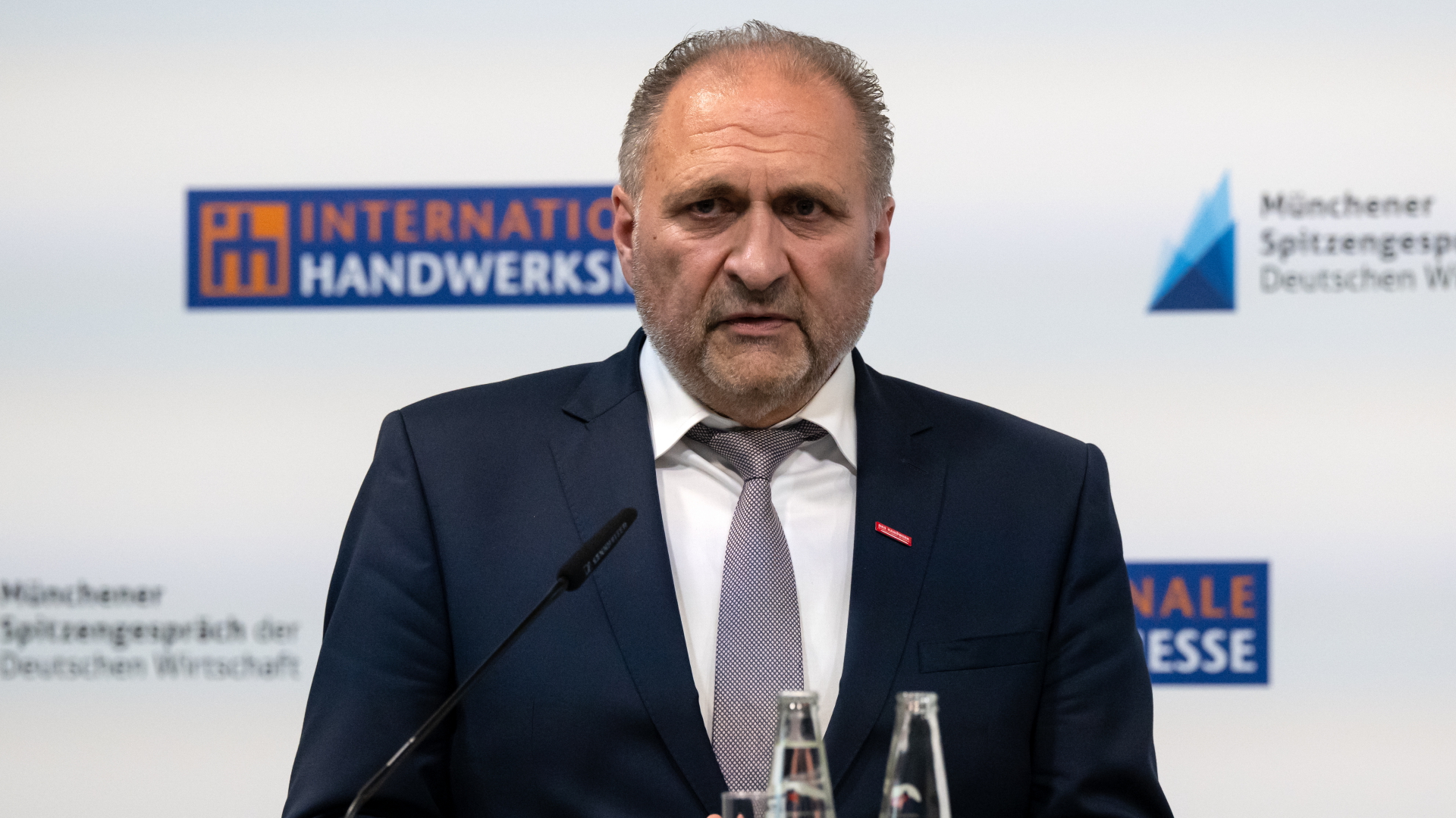 Handwerkspräsident übt Kritik an "Ausländerabwehrbehörden"