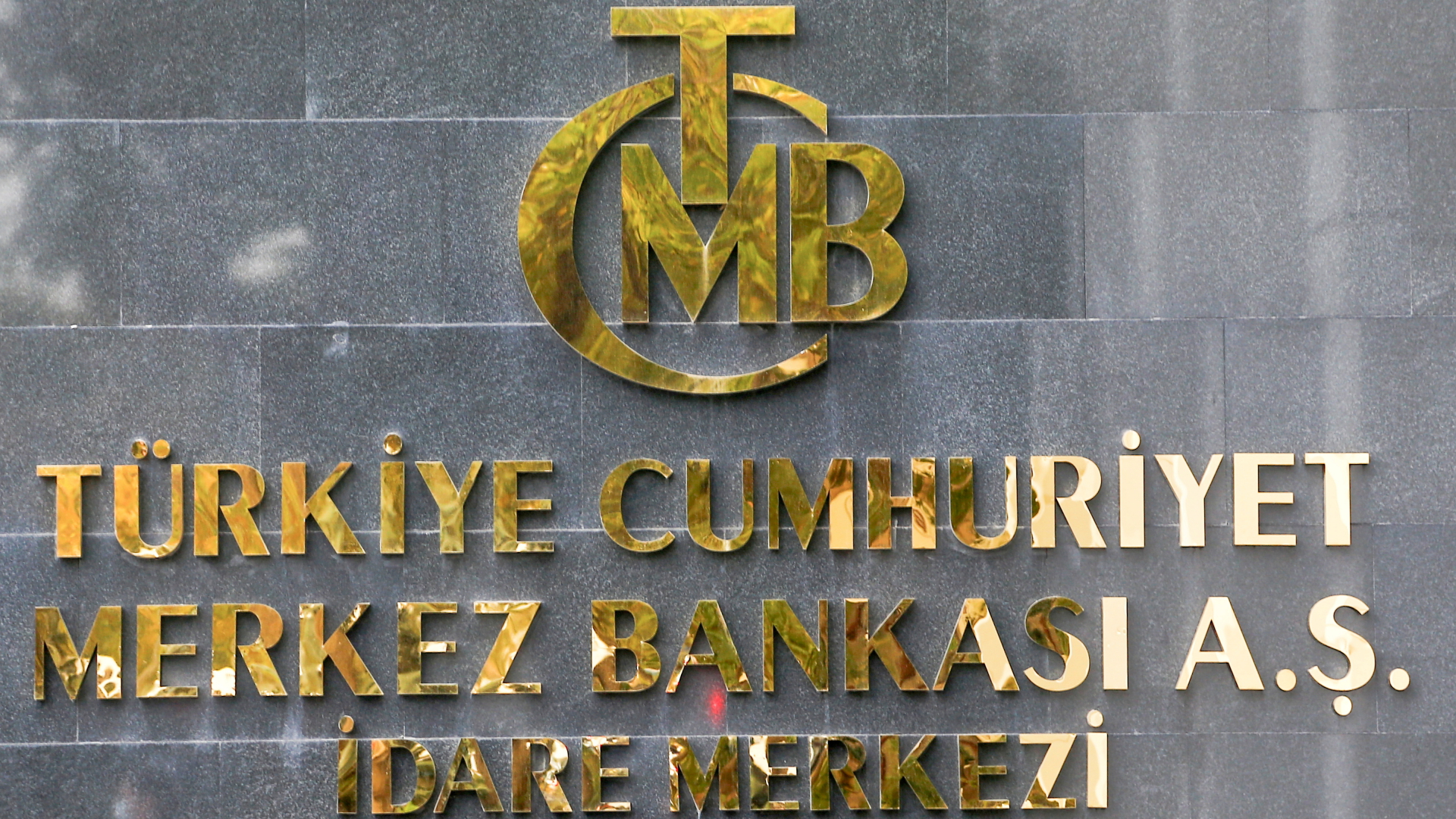 Schriftzug der türkischen Zentralbank an deren Hauptgebäude in Ankara | REUTERS