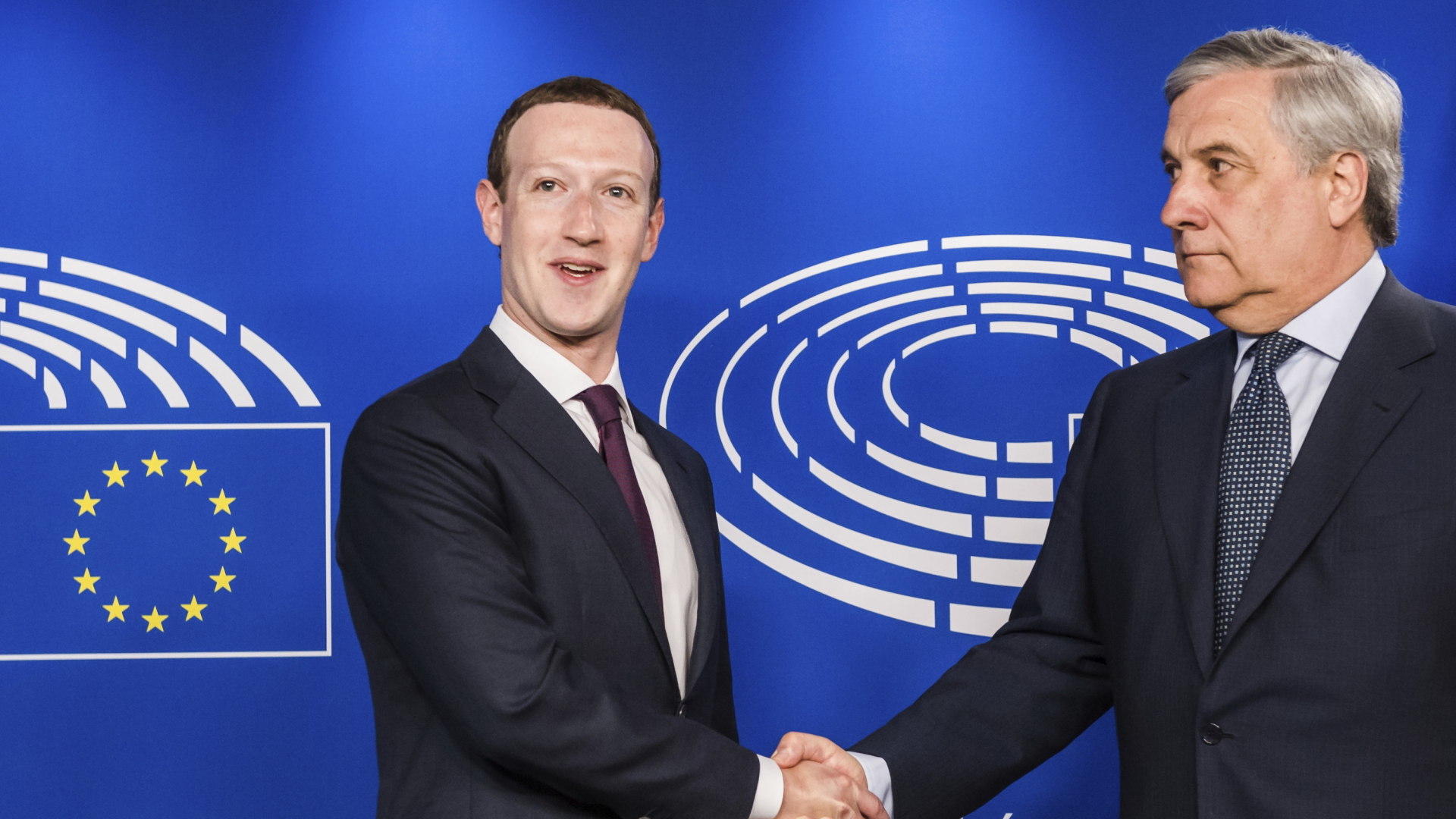 Mark Zuckerberg (links) und EU-Parlamentspräsident Antonio Tanjani