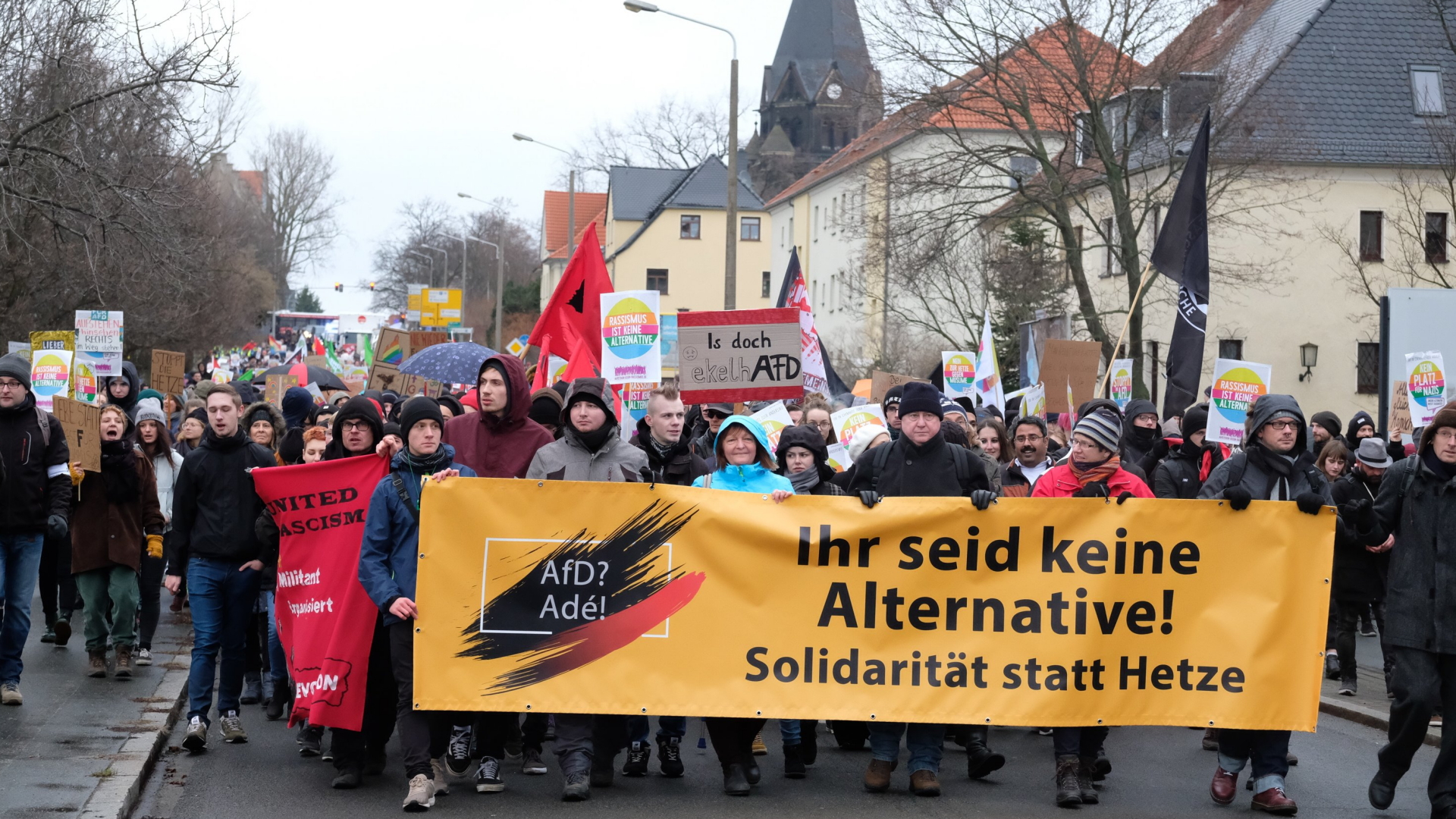 Demonstrationszug gegen den AfD-Europa-Parteitag der AfD in Riesa