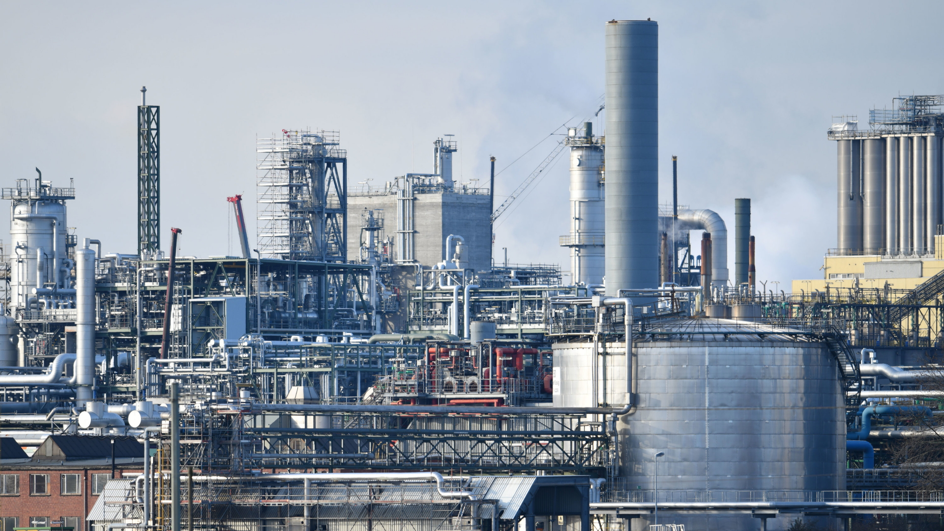 Anlagen des Chemiekonzerns BASF in Ludwigshafen | dpa
