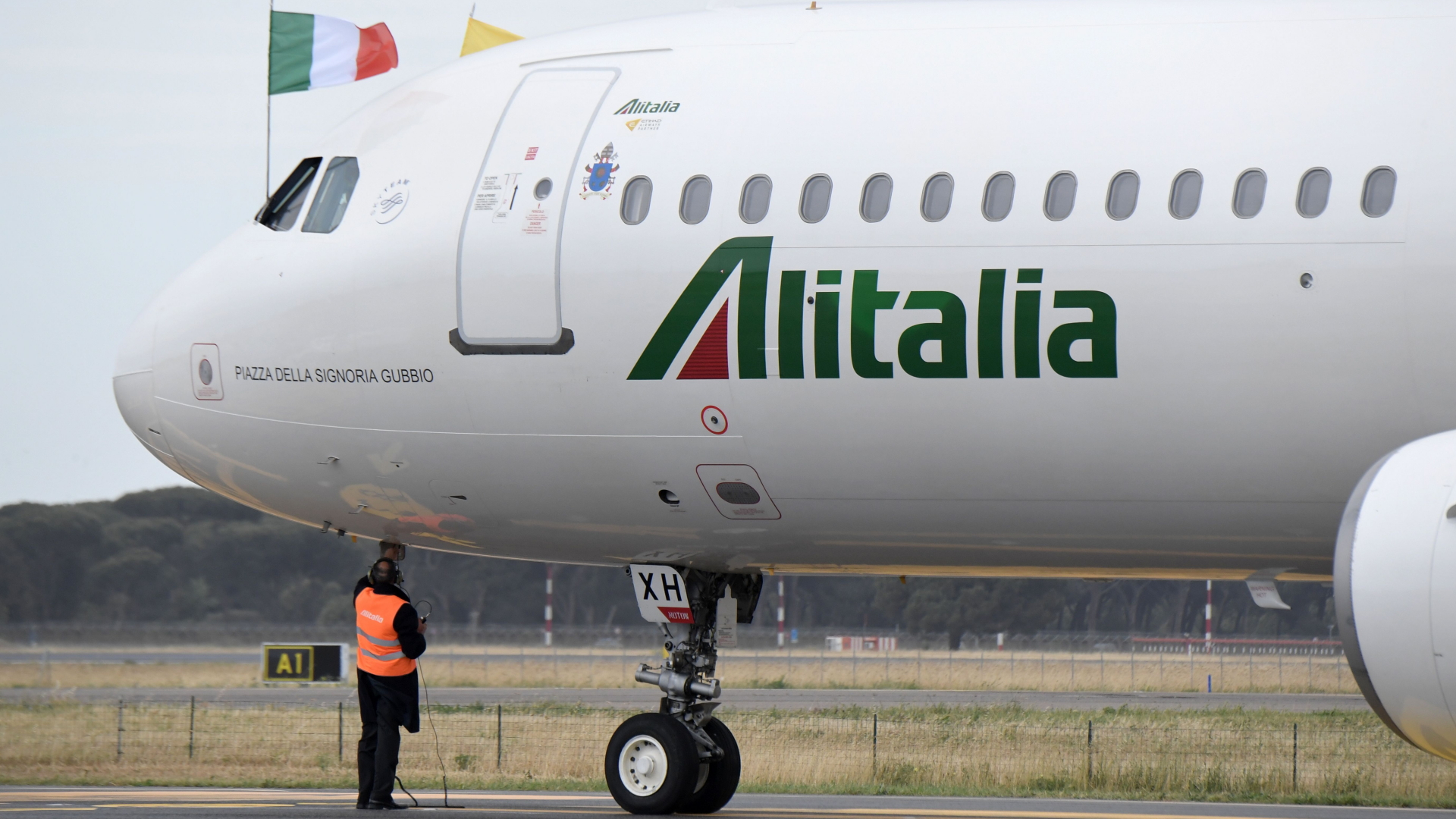 Eine Alitalia-Maschine auf dem Rollfeld  | AFP