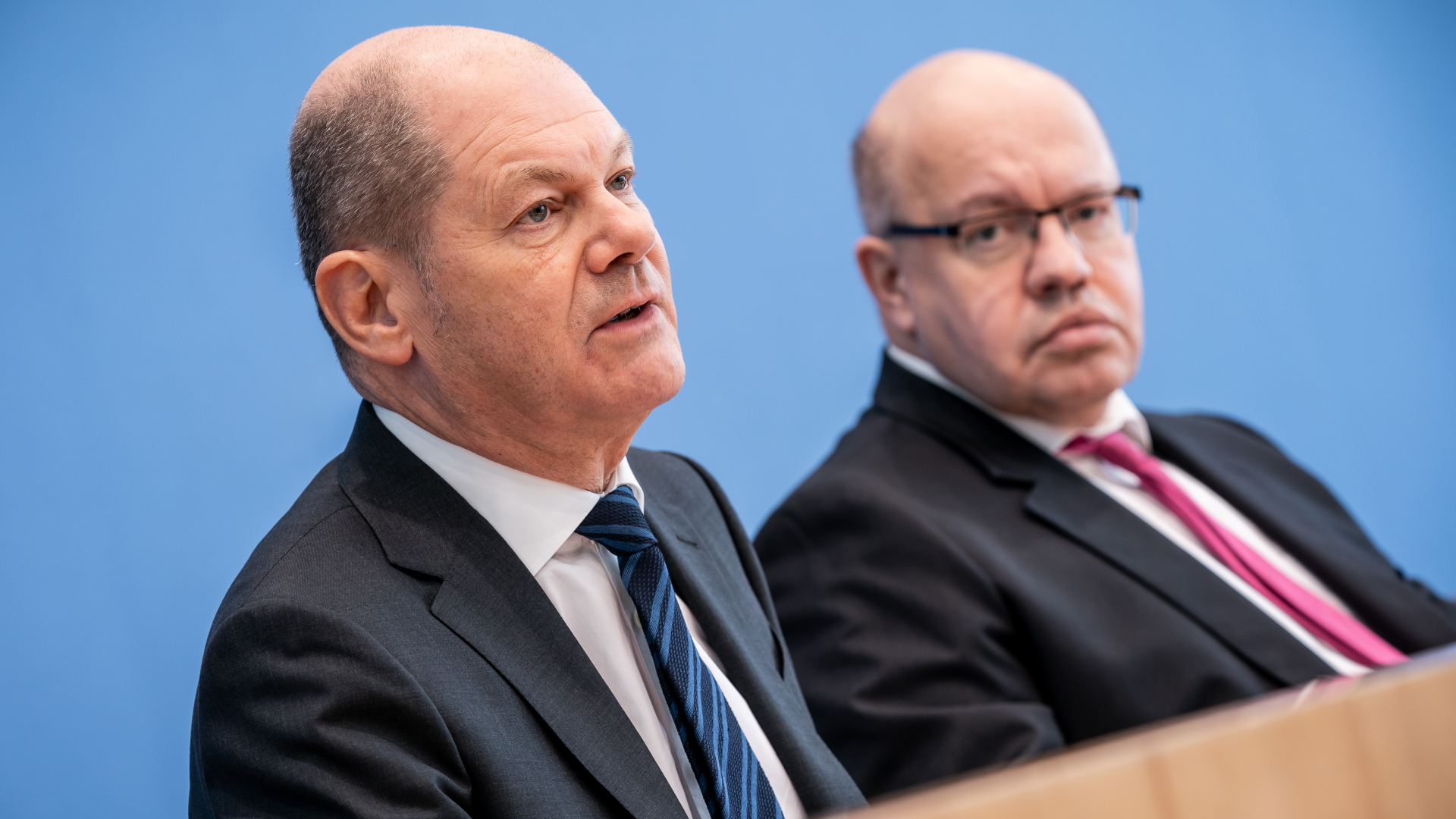 Finanzminister Olaf Scholz und Wirtschaftsminister Altmaier | dpa