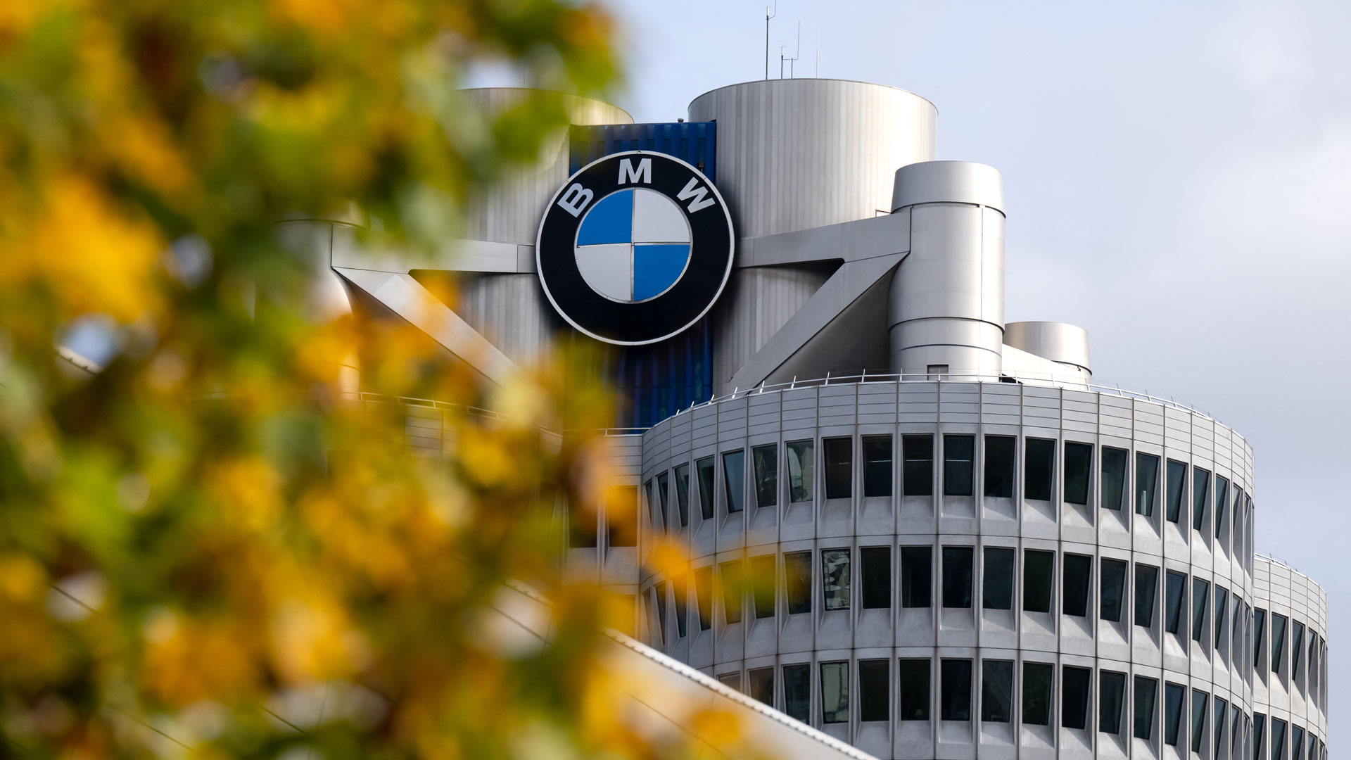 BMW Unternehmenszentrale | picture alliance/dpa