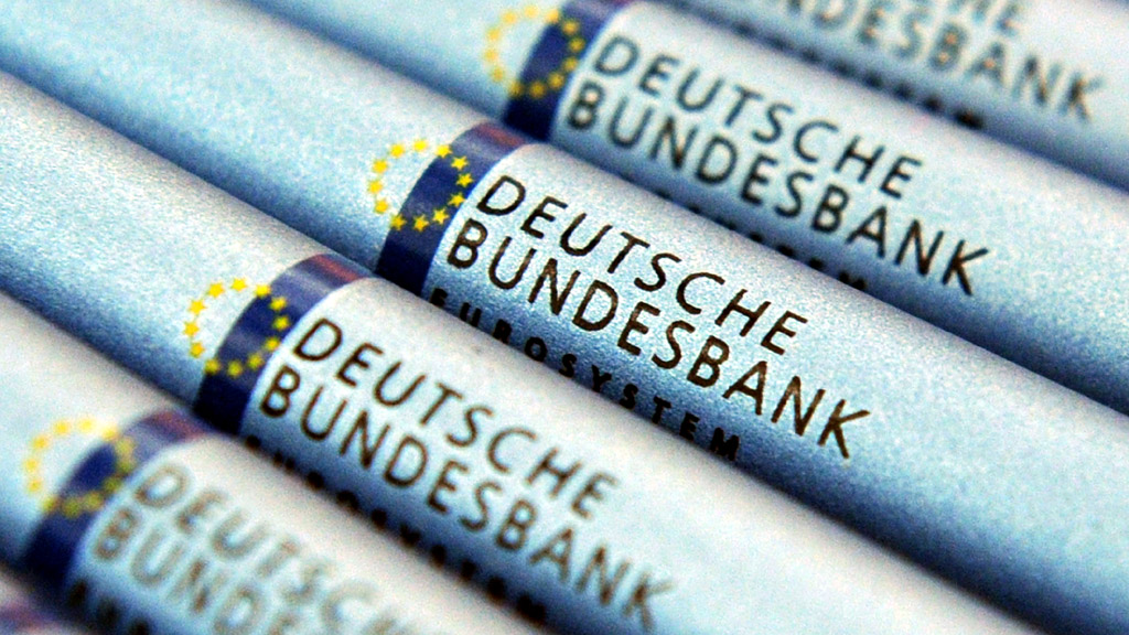 Kugelschreiber mit Bundesbank-Logo | picture-alliance/ dpa