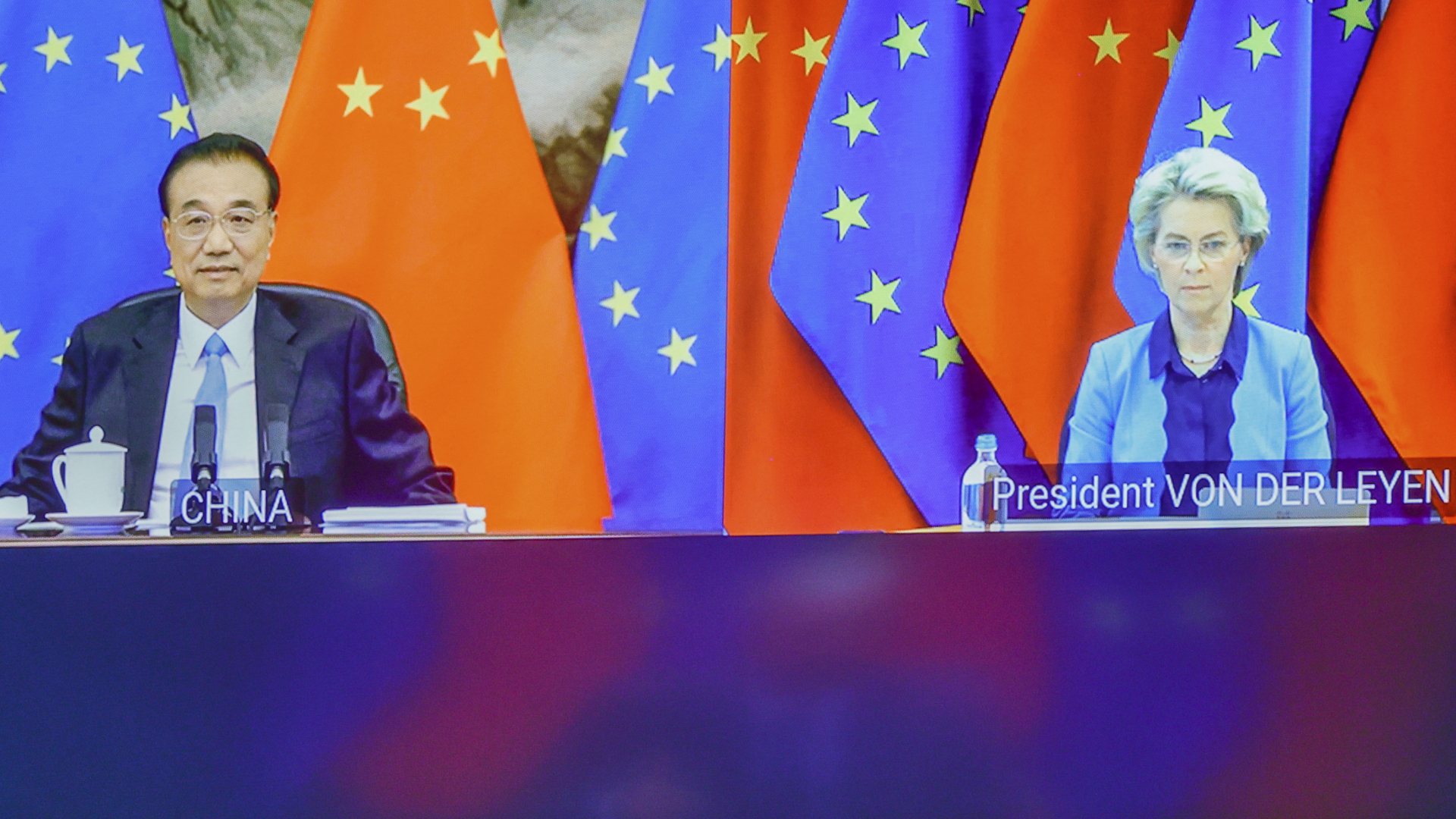 Chinas Ministerpräsident Li Keqiang und EU-Kommissionspräsidentin von der Leyen beim virtuellen EU-China-Gipfel | dpa
