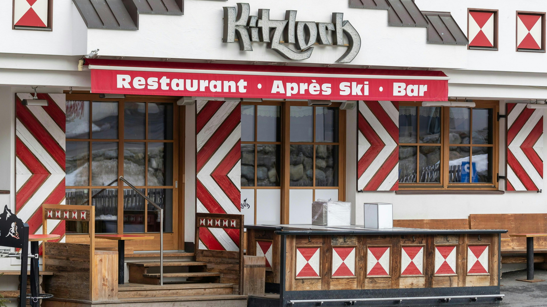 Die Après-Ski-Bar "Kitzloch" im österreichischen Ski-Ort Ischgl | dpa