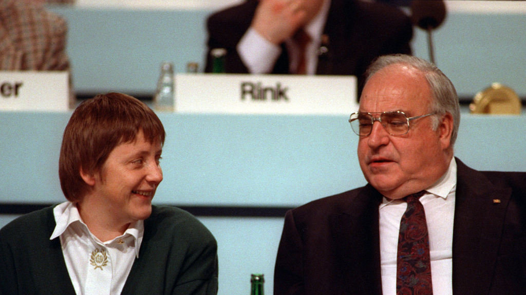 Kohl und Merkel im Jahr 1991 | picture-alliance/ dpa/dpaweb