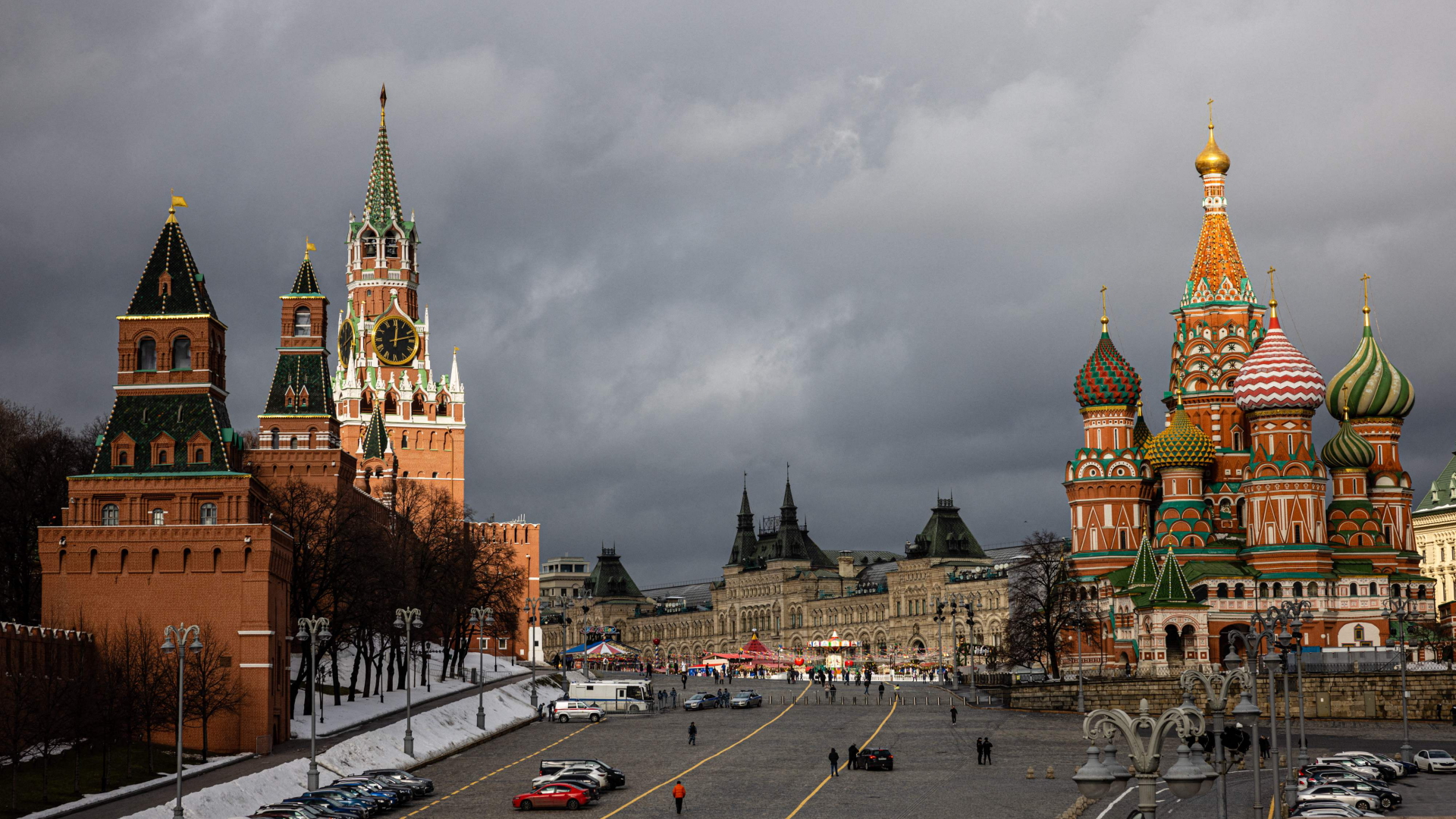 Gesamtansicht des Kremls, des Roten Platzes und der Basilius-Kathedrale im Zentrum von Moskau. | AFP