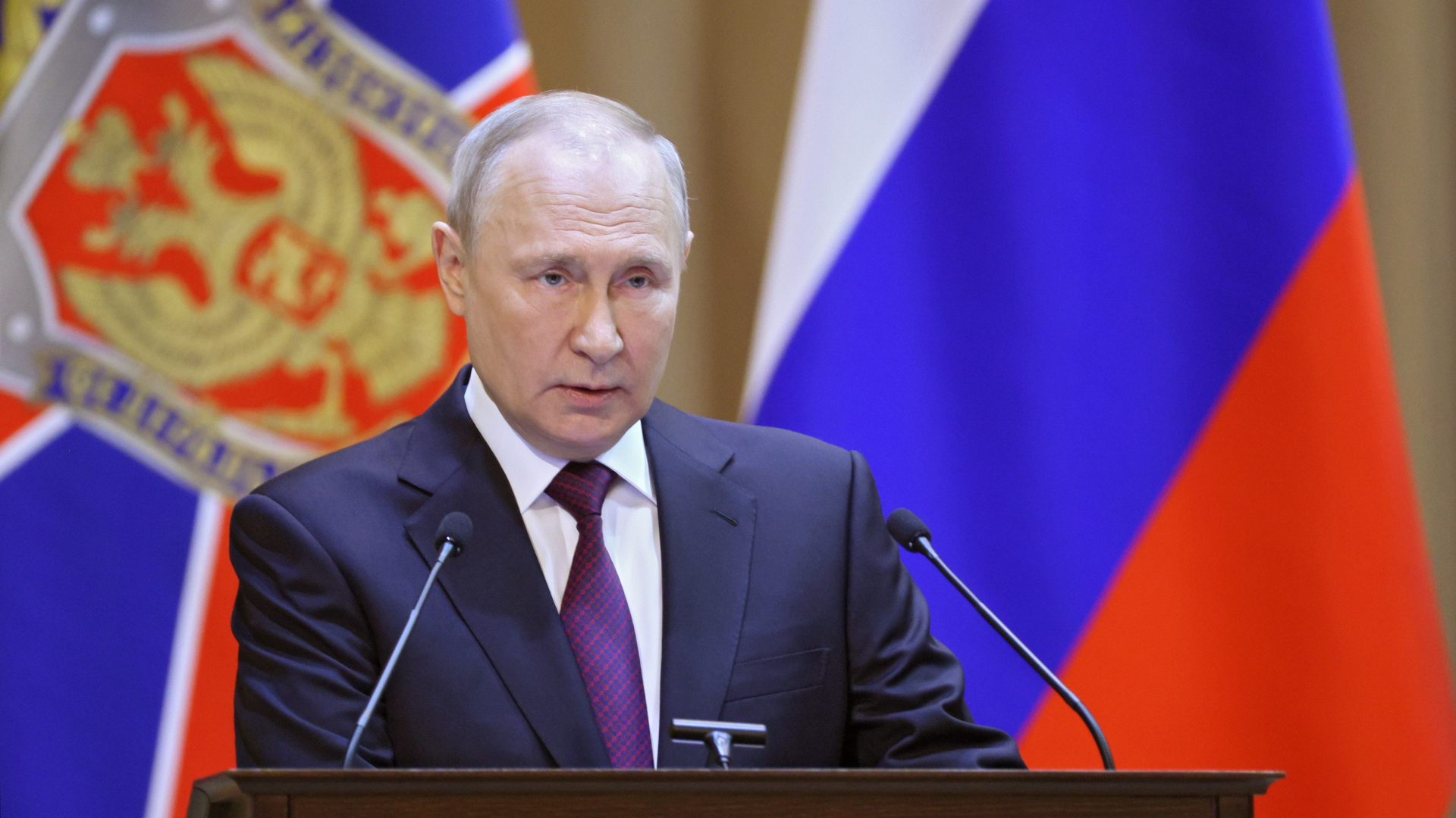 Der russische Präsident Wladimir Putin hält eine Rede während einer Sitzung des Vorstands des Föderalen Sicherheitsdienstes (FSB). | EPA