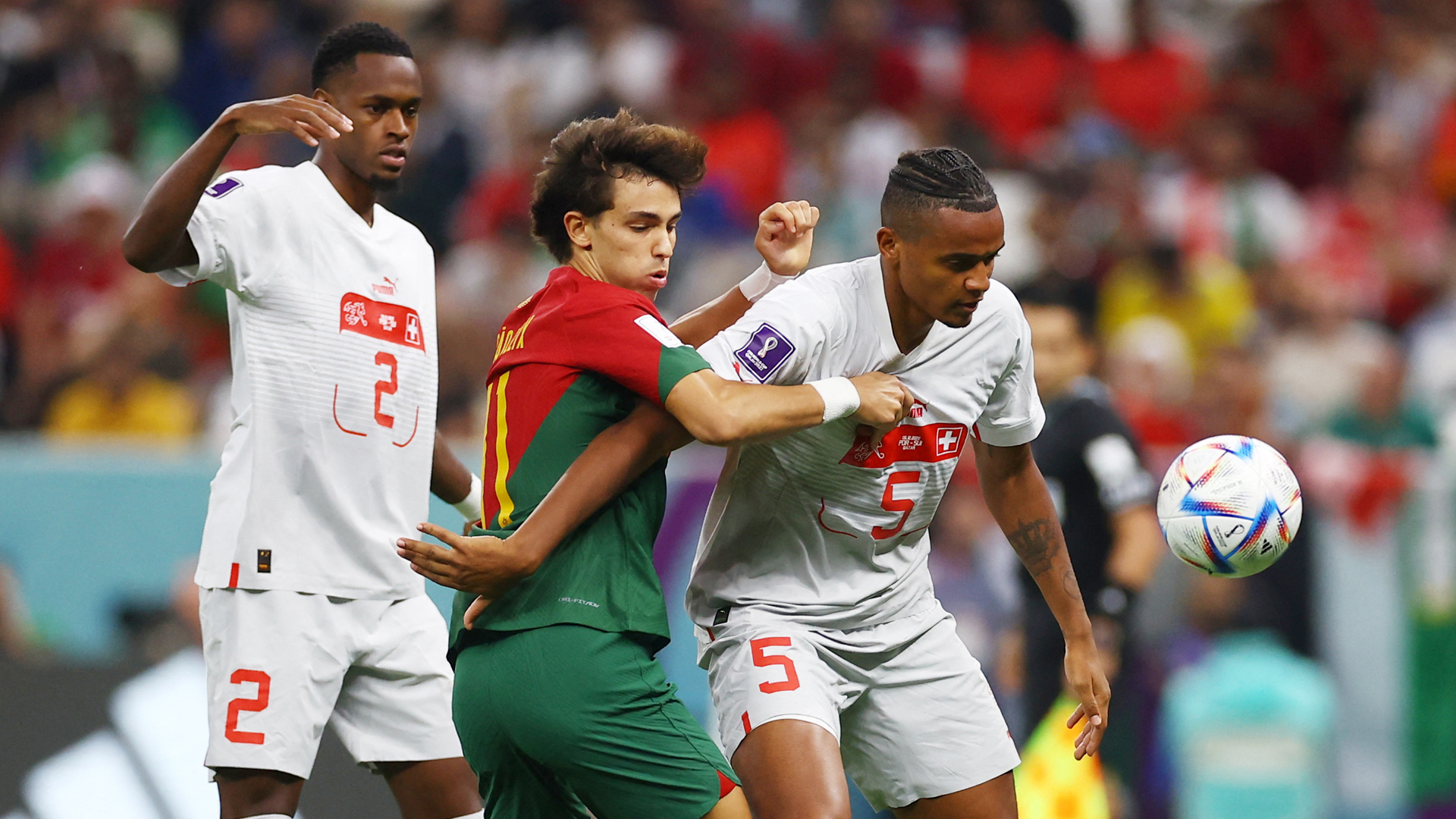 Spieler der Schweiz und Portugal | REUTERS