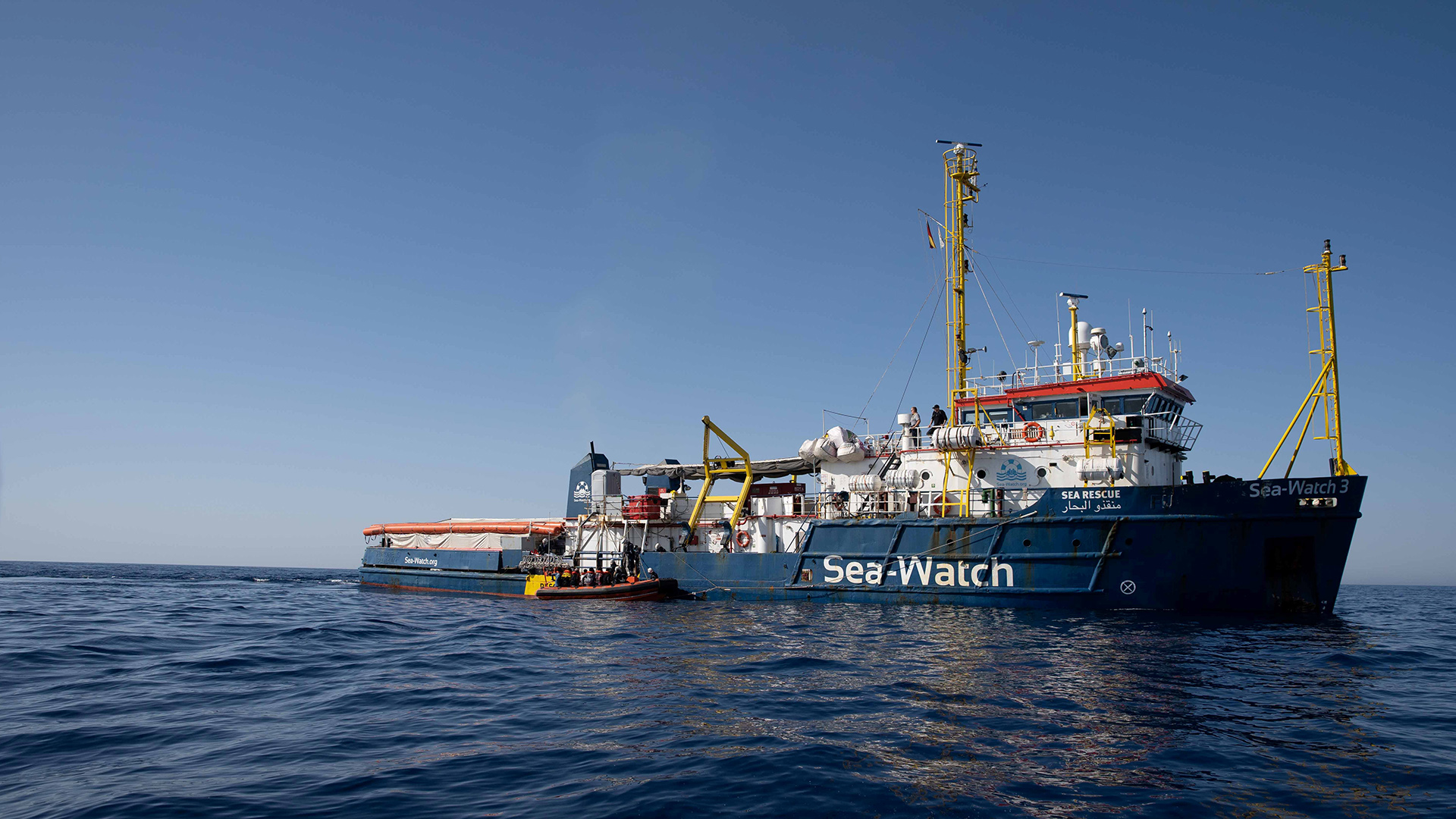Das Rettungsschiff "Sea-Watch 3" (Archiv). | via REUTERS