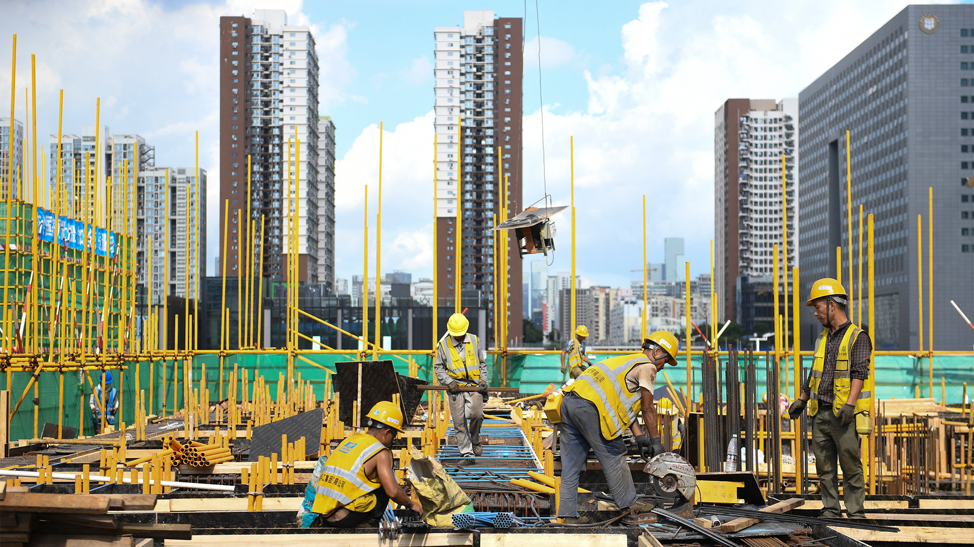 Arbeiter auf einer Baustelle in Shenzhen, China | picture alliance / Xinhua News A
