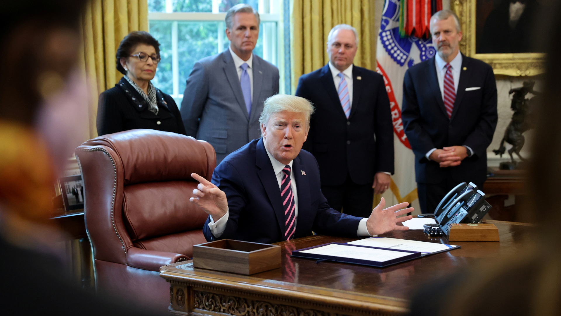 Präsident Trump im Oval Office | REUTERS