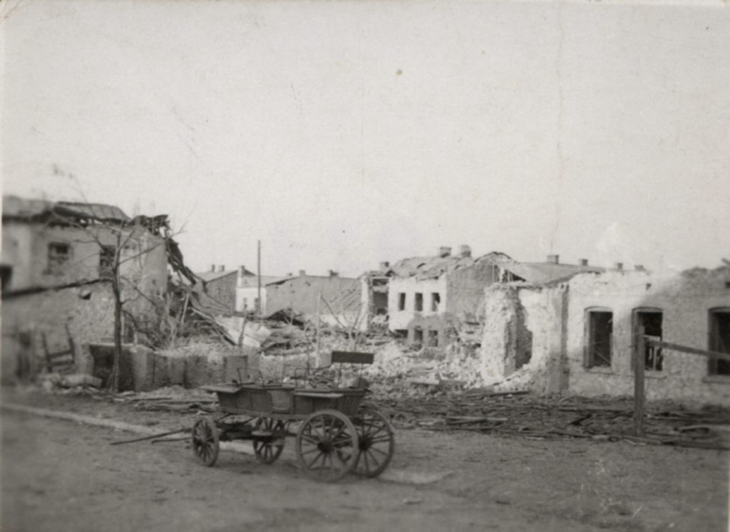 Zerstörte Häuser in Wielun am 1. September 1939 | AP